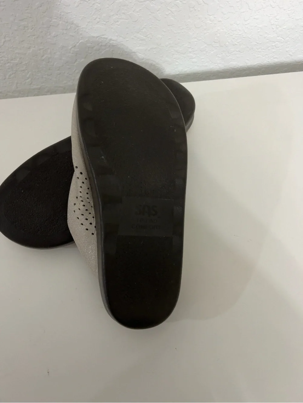 SAS Women’s 8 M Bone Leather Adjustable Comfort Slide Sandals Made USA